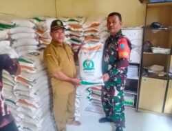 Dukung Program Pemerintah Kodim 1209/Bengkayang Monitoring Dan Pendampingan Pendistribusian Pangan