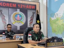 Danrem 121/ Abw Brigjen TNI Purnomosidi Bersama Jajaran Dengarkan Pidato Kenegaraan Presiden RI