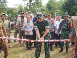TUTUP TMMD KE-125 TA. 2025, KASREM 121/ABW KOLONEL INF MOHAMAD ISNAENI BERHARAP TMMD DAPAT MENSEJAHTERKAN MASYARAKAT MELALUI PEMERATAAN PEMBANGUNAN