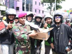 Redam Aksi Massa Prajurit TNI Laksanakan Aksi Humanis