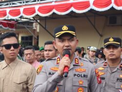Aliansi Mahasiswa Berunjuk Rasa Di Kantor DPRD Polres Ketapang Berikan Pengamanan Humanis