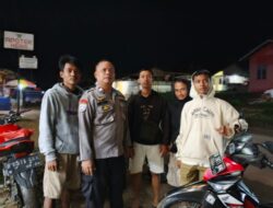 Suasana Santai Polisi Ajak Pemuda Jauhi Balap Liar Narkoba
