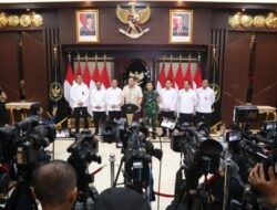 Sjafrie Sjamsoeddin Pimpin Rapat Perdana Sebagai Menko Polkam Ad Interim