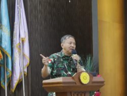 Kakesdam XII/Tpr Beri Materi Wawasan Kebangsaan Kepada Mahasiswa Baru Itekes Muhammadiyah