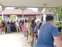 Koramil 1204-14/Belitang Hilir Melaksanakan kegiatan Gerakan Pangan murah (GPM) berkolaborasi Dengan Bulog