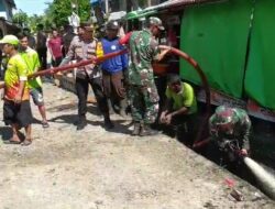 Peduli Lingkungan Kodim 1209/Bengkayang Karya Bakti Bersama Warga Dan Instansi Terkait