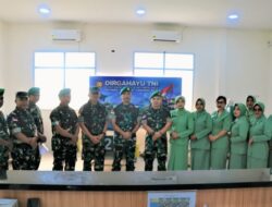 Korem 121/Abw Seserta Jajaran Gelar Bakti Sosial Kesehatan Donor Darah Dan Pengobatan Umum  Dalam Rangka HUT Ke-80 TNI
