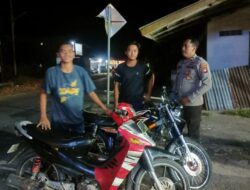 Polsek Menjalin Gencarkan Patroli Malam Ciptakan Rasa Aman Di Lingkungan Warga