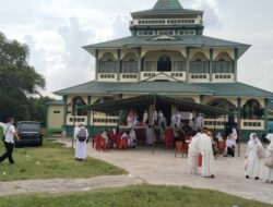 Landak Bersalawat Peringatan Maulid Nabi Di Masjid Keraton Ismahayana Landak Polri Hadirkan Pesan Damai Dan Aman