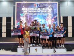 Penutupan Open Tournament Tenis Meja Piala Panglima TNI 2025 Meriah Pangdam XII/Tpr Resmi Tutup Acara