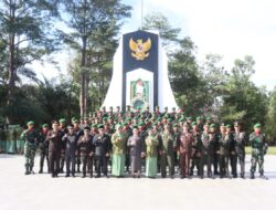 Kodim 1204/sanggau Gelar Upacara Dan Ziarah Makam Pahlawan Dalam Rangka Memperingati HUT TNI KE-80 Tahun 2025