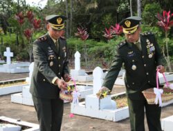 Yonif TP 833/BD Turut Hadir Dalam Ziarah Nasional Peringatan HUT Ke-80 TNI di TMP Patriot Bangsa Sanggau