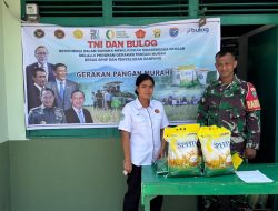 Koramil 1204-12/Parindu Melaksanakan Kegiatan Gerakan Pangan Murah (GPM) Berkolaborasi Dengan Bulog