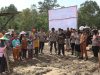 Kapolres Landak Pimpin Penanaman Perdana Demplot Presisi Kwartal IV Di Desa Nyiin