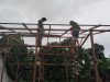 Satuan Tugas TNI Manunggal Masuk Desa (TMMD) Ke-126 Mulai Memasang Batako Pada Milik Rumah Warga Penerima Manfaat