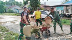 TMMD Ke 126 Tahun 2025 Kodim 1207/Pontianak Melaksanakan Pengurugan Tanah Sebagai Bagian Dari Pembangunan