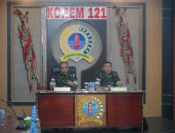 Korem 121/Abw Terima Tim Was Audit Kinerja Itdam XII/Tpr Kasrem 121/Abw Berharap Kunjungan Ini Dapat Memberikan Arahan Dan Masukan Yang Konstruktif Guna Kemajuan Satuan Korem 121/Abw Dan Jajaran