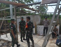 Pengerjaan MCK Masjid Jamiatul Muslimin Desa Ratu Sepudak Ditinjau Danrem 121/Abw