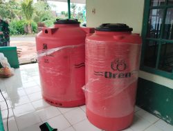 Satgas TMMD Kodim 1207/Pontianak Mulai Memasang Tandon Air Untuk Penampungan Air Bersih