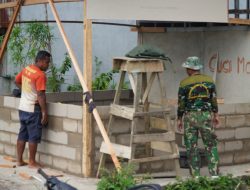 Batako Demi Batako Terpasang Perehaban Poskamling Terus Dikebut Satgas TMMD Kodim 1208/Sambas