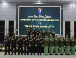 Danrem 121/Abw Hadiri Upacara Serah Terima Jabatan Asisten Personel (Aspers) Kasdam XII/Tpr Dan Kepala Pembinaan Mental Dan Sejarah (Kabintaljarahdam) XII/Tpr