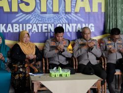 Polres Sintang Gelar Jumat Berbagi Dengan Menyalurkan Bantuan Ke Panti Asuhan Asyiyah