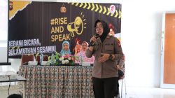 Cegah Bullying Dan Kekerasan Seksual Polwan Polda Kalbar Sambangi SMA Kemala Bhayangkari