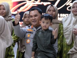 Polres Sintang Gelar Syukuran Ulang Tahun Kapolres Sembari Berbagi Kepada Anak-Anak Panti Asuhan