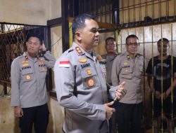 Polres Sintang Gelar Program Polres Sintang Berbagi Dengan Membagikan Makanan Siap Saji Kepada Para Tahanan