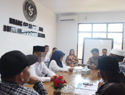 Polres Ketapang Laksanakan Pengawalan Prosesi Akad Nikah Tahanan Di Ruang Gelar Perkara Satreskrim