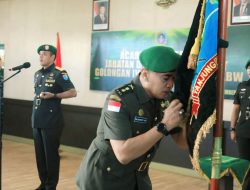 Pimpin Serah Terima Jabatan dan Tradisi Pejabat Korem 121/Abw Danrem 121/Abw Berharap Kehadiran Pejabat Baru Dapat Membawa Nuansa Baru Yang Lebih Memotivasi Kekompakan Dan Sinergitas