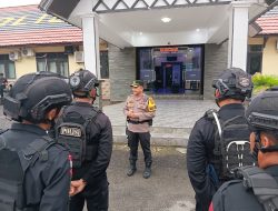 Satuan Brigade Mobil Polda Kalbar Perkuat Pengamanan Operasi Terpusat Lilin Kapuas – 2025 Polres Melawi