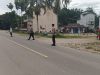 Personel Pos Pelayanan Lilin Kapuas 2025 Polres Melawi Lakukan Pengaturan Lalu Lintas Di Desa Batu Buil
