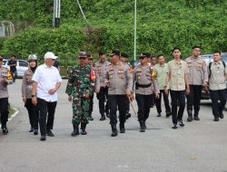 Kompolnas Tinjau Kesiapan Pos Terpadu PLBN Entikong Pengamanan Perbatasan Jadi Fokus Ops Lilin Kapuas 2025