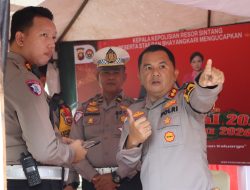Kapolres Sintang Lakukan Pengecekan Pos Pengamanan Dan Pelayanan Natal 2025 Dan Tahun Baru 2026