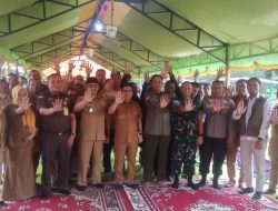 Dandim 1208/Sambas Dampingi Bupati Sambas Distribusikan Alat Dan Mesin Pertanian Kepada Gapoktan