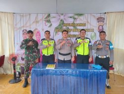 Babinsa Koramil 03/Tebas Bersama Polsek Gelar Pengamanan Natal Dan Tahun Baru 2026 Di Pos PAM