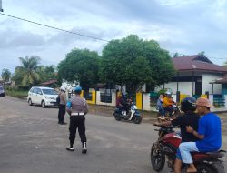 Kapolsek Muara Pawan Pimpin Pengamanan Objek Vital Pantai Air Mata Permai Di Awal Tahun 2026