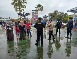 Polres Melawi Lakukan Pengamanan Di Tempat Wisata Untuk Pastikan Keamanan Dan Kenyamanan Masyarakat Saat Liburan Tahun Baru