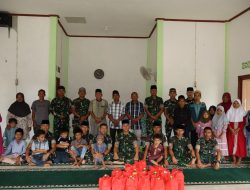 Wujud Kepedulian Sesama Yonif TP 833/BD Awali Januari Dengan Program Sajadah Di Desa Lape