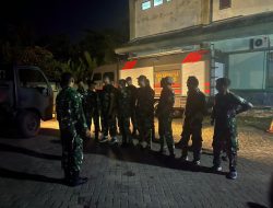 Respon Cepat Tengah Malam Prajurit Denmadam XII/Tpr Jinakkan Kobaran Api Di Bansir Darat