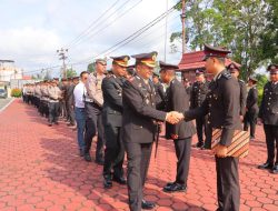‎Polres Sintang Gelar Upacara Penganugerahan Satya Lencana Pengabdian dan Penghargaan Personel Berprestasi