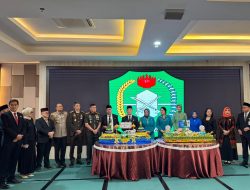 Kajati Kalbar Menghadiri Upacara Peringatan Hari Jadi Ke-69 Pemerintah Kalimantan Barat 