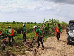 Tim SAR Dit Samapta Polda Kalbar Jinakkan Api Di Sungai Kakap Hujan Turun Usai Pembasahan