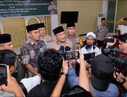 Rajut Harmoni Dan Toleransi Polda Kalbar Gelar Buka Puasa Bersama Forkopimda Awak Media Hingga Anak Yatim