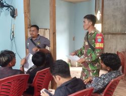 Bentuk Kepedulian Babinsa Koramil 04/Jawai Dampingi Warga Pembuatan Akta Kelahiran