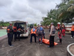 Tiga Hari Pencarian Tanpa Henti Prajurit Posal Delta Pawan Jajaran Kodaeral XII Temukan Korban Di Perairan Ketapang