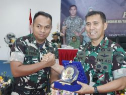 ‎Danrem 121/Abw dampingi Pangdam XII/Tpr kunjungi Makodim 1201/Mempawah, tekankan para prajurit bersinergi dengan Pemerintah Daerah dan Masyarakat ‎