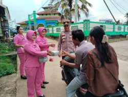 Polsek Menukung Berbagi Keberkahan Ramadhan