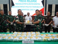 Gagalkan Penyelundupan 55,2 Kg Sabu Di Perbatasan Pangdam XII/Tpr Pimpin Press Release